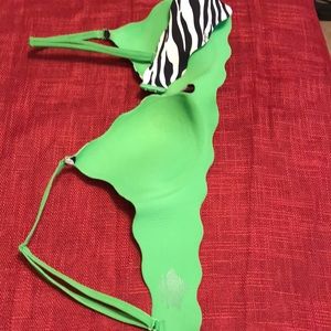 Victoria's Secret Intimates & Sleepwear - Victoria Secret-push Up 35B Victoria's Secret Intimates & Sleepwear - Victoria Secret-push Up 35B